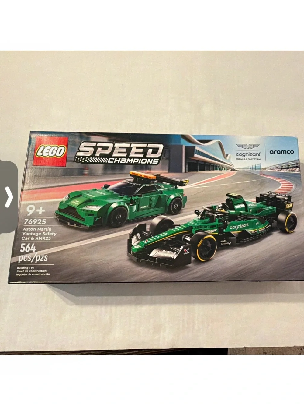 Lego Speed Champions Aston Martin Racing Cars in Green